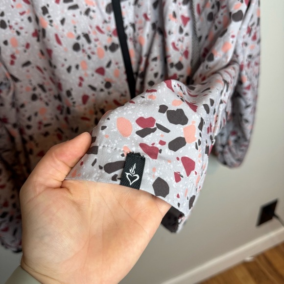 NWT TORRID Happy Camper Stretch Woven Light Weight Active Jacket Zip Up - Picture 11 of 16